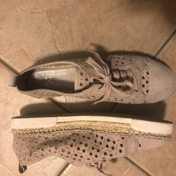 EUC Suede Vince Camuto Lace Up espadrilles Sz 9.5 - Picture 3 of 5
